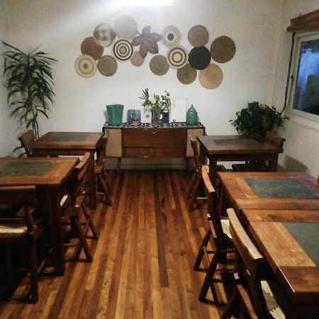 Hostal Petit Verdot Santa Cruz Exterior photo