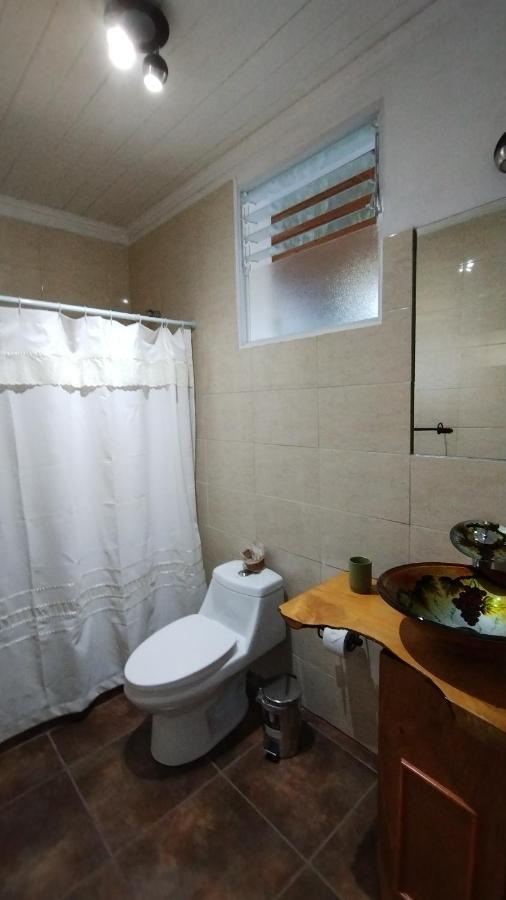 Hostal Petit Verdot Santa Cruz Room photo